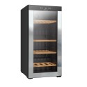 Vinoteca compresor 66 botellas baldas de madera CVG 66CF